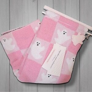 Viral new cupcakes and cashmere Pink Ghost  Blanket